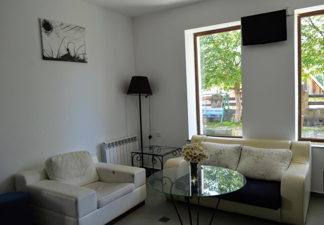 Hotel New White House Bakuriani Exterior foto