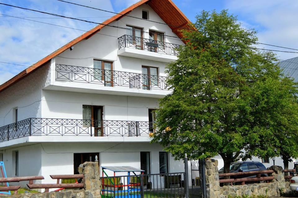 Hotel New White House Bakuriani Exterior foto